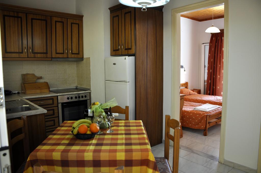 אגיוס גורדיוס Stella'S Apartments חדר תמונה